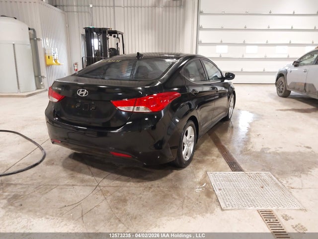 2012 Hyundai Elantra Gls მანქანა იყიდება აუქციონზე, vin: 5NPDH4AE6CH093044, აუქციონის ნომერი: 12573235