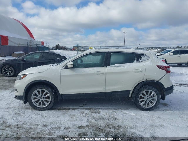 JN1BJ1CW0LW378612 Nissan Qashqai S/sl/sv
