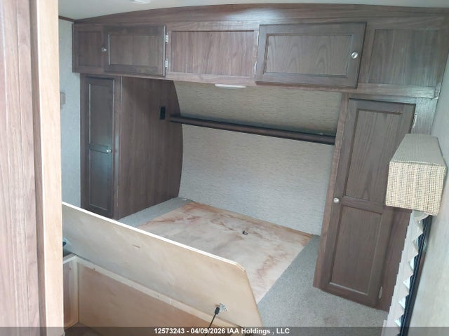 12573243 :رقم المزاد ، 4X4TPAG2XFN019828 vin ، 2015 Palomino  مزاد بيع