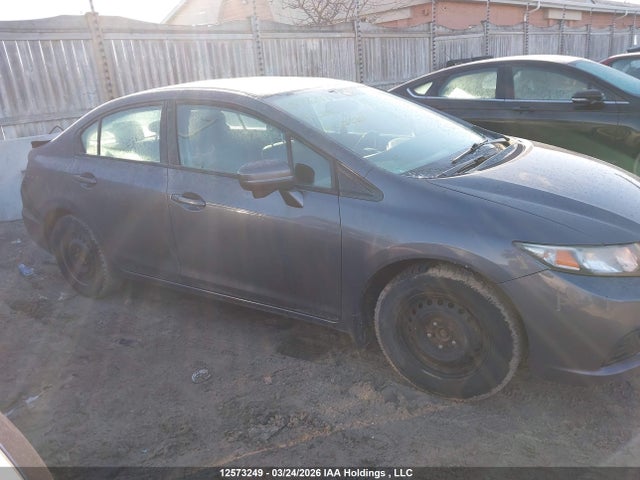 2014 Honda Civic Lx მანქანა იყიდება აუქციონზე, vin: 2HGFB2F52EH025330, აუქციონის ნომერი: 12573249