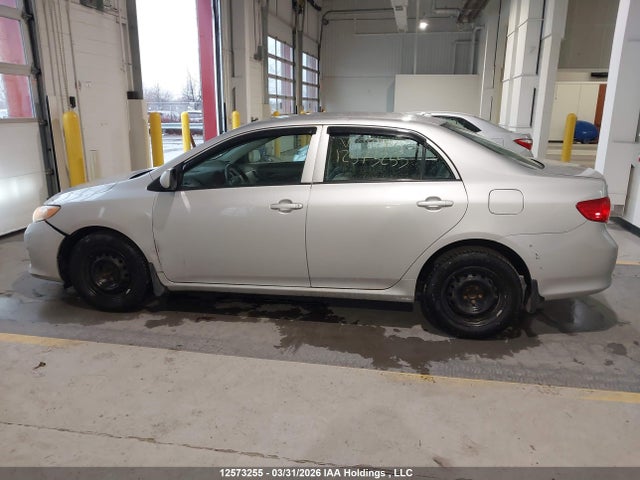 12573255 :رقم المزاد ، 2T1BU4EE7AC411797 vin ، 2010 Toyota Corolla مزاد بيع