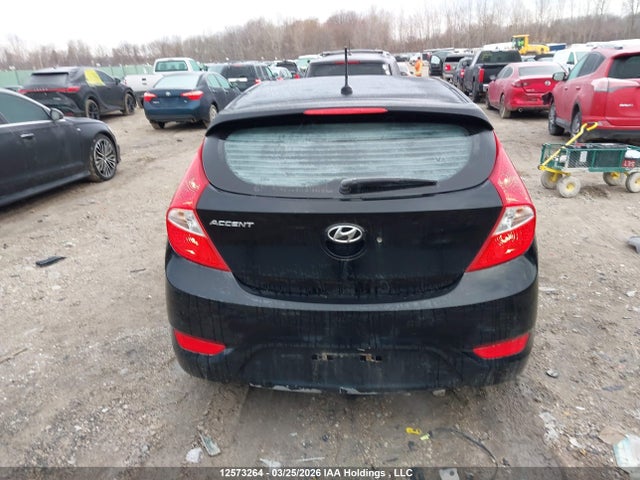 Продажа на аукционе авто 2016 Hyundai Accent Gl, vin: KMHCT5AE7GU275584, номер лота: 12573264