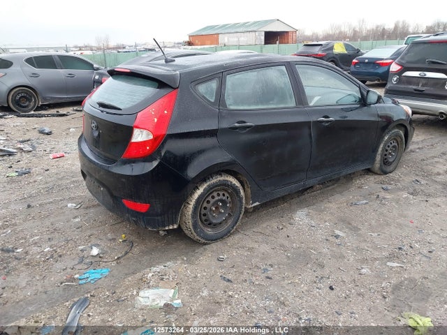 Продажа на аукционе авто 2016 Hyundai Accent Gl, vin: KMHCT5AE7GU275584, номер лота: 12573264