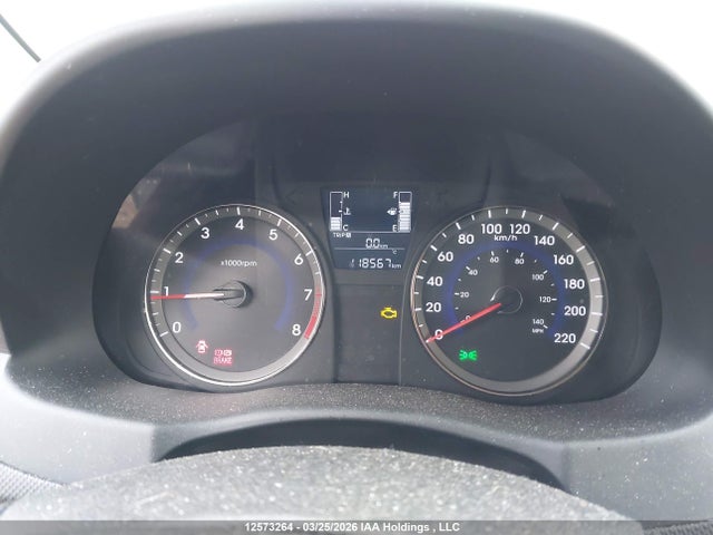Продажа на аукционе авто 2016 Hyundai Accent Gl, vin: KMHCT5AE7GU275584, номер лота: 12573264