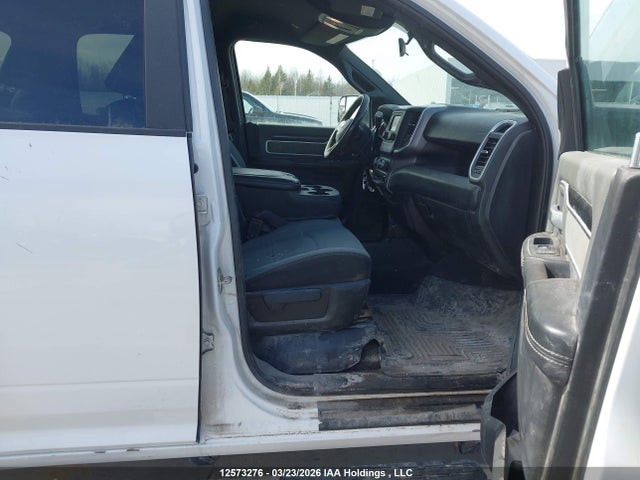 2021 Dodge Ram 2500 მანქანა იყიდება აუქციონზე, vin: 3C6UR5JL3MG555711, აუქციონის ნომერი: 12573276