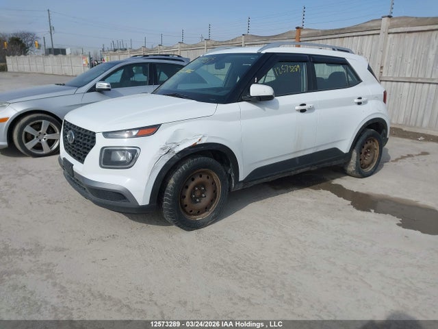 2021 Hyundai Venue Preferred მანქანა იყიდება აუქციონზე, vin: KMHRC8A35MU073686, აუქციონის ნომერი: 12573289