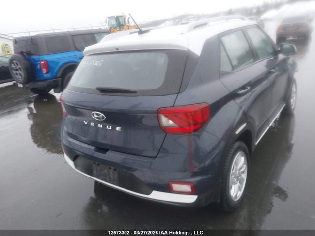 12573302 :رقم المزاد ، KMHRC8A30RU334195 vin ، 2024 Hyundai Venue Preferred With Two-tone مزاد بيع