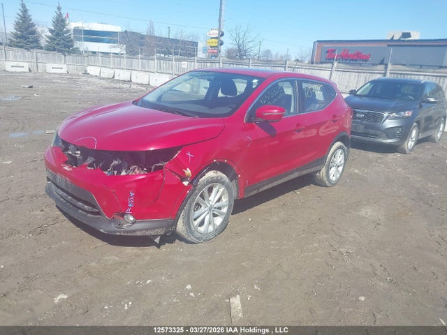 JN1BJ1CR3JW287602 Nissan QASHQAI