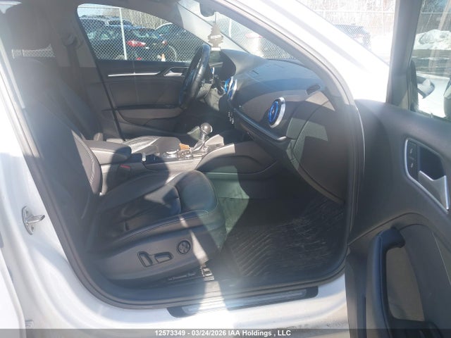 12573349 :رقم المزاد ، WAUCUGFF1H1033226 vin ، 2017 Audi A3 2.0t Progressiv مزاد بيع