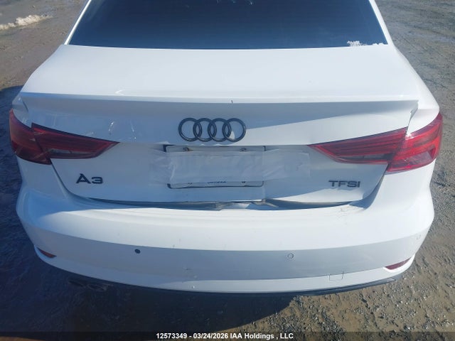 12573349 :رقم المزاد ، WAUCUGFF1H1033226 vin ، 2017 Audi A3 2.0t Progressiv مزاد بيع