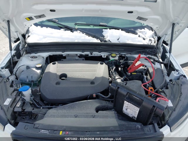 YV4L12UCXS2516042 Volvo Xc40 B5 Plus Dark Theme