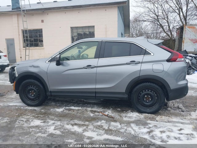 JA4ATUAA0PZ608708 Mitsubishi Eclipse Cross Es