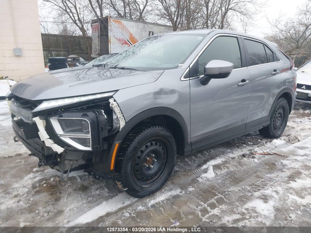 JA4ATUAA0PZ608708 Mitsubishi Eclipse Cross Es