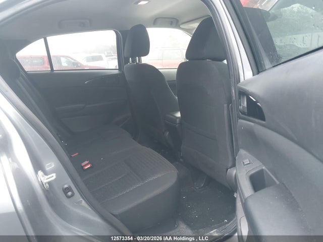 JA4ATUAA0PZ608708 Mitsubishi Eclipse Cross Es