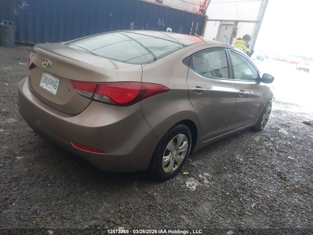 12573369 :رقم المزاد ، 5NPDH4AE8GH670565 vin ، 2016 Hyundai Elantra L+ مزاد بيع