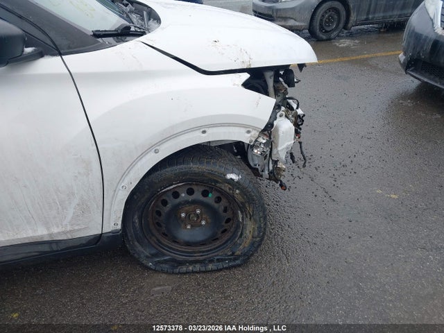 2019 Nissan Kicks S/sr/sv მანქანა იყიდება აუქციონზე, vin: 3N1CP5CU3KL560074, აუქციონის ნომერი: 12573378