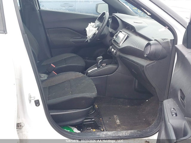 2019 Nissan Kicks S/sr/sv მანქანა იყიდება აუქციონზე, vin: 3N1CP5CU3KL560074, აუქციონის ნომერი: 12573378