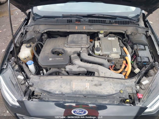 3FA6P0RU5LR157027 Ford Fusion Hybrid Titanium