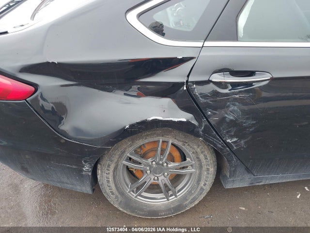 3FA6P0RU5LR157027 Ford Fusion Hybrid Titanium