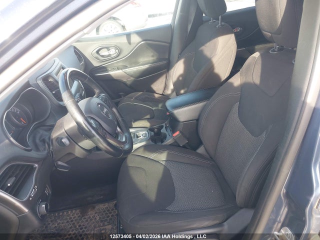 12573405 :رقم المزاد ، 1C4PJMAX1KD432896 vin ، 2019 Jeep Cherokee Sport مزاد بيع