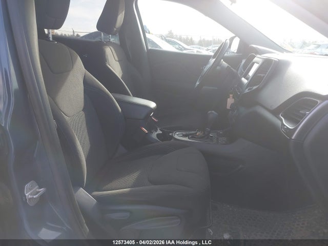 12573405 :رقم المزاد ، 1C4PJMAX1KD432896 vin ، 2019 Jeep Cherokee Sport مزاد بيع