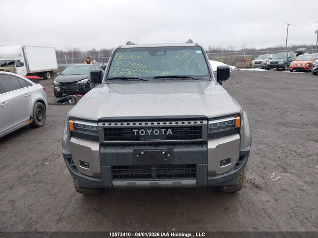 2024 Toyota Land Cruiser მანქანა იყიდება აუქციონზე, vin: JTEABFAJ5R5008101, აუქციონის ნომერი: 12573410