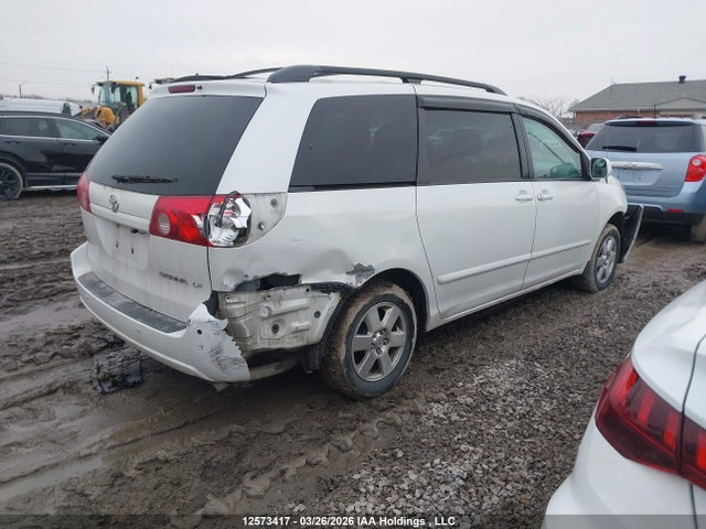 2007 Toyota Sienna Le V6 მანქანა იყიდება აუქციონზე, vin: 5TDZK23C37S045623, აუქციონის ნომერი: 12573417