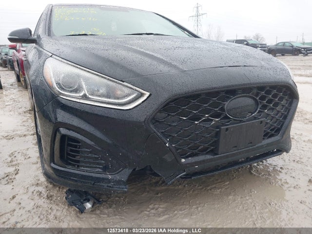Продаж на аукціоні авто 2018 Hyundai Sonata Sport, vin: 5NPE34AF2JH677840, номер лоту: 12573418