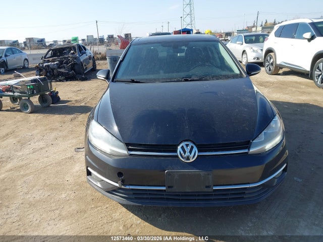 12573460 :رقم المزاد ، 3VWG17AU9JM284875 vin ، 2018 Volkswagen Golf مزاد بيع