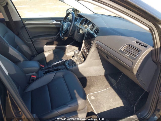 12573460 :رقم المزاد ، 3VWG17AU9JM284875 vin ، 2018 Volkswagen Golf مزاد بيع