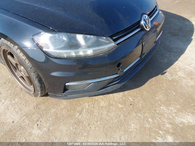 12573460 :رقم المزاد ، 3VWG17AU9JM284875 vin ، 2018 Volkswagen Golf مزاد بيع