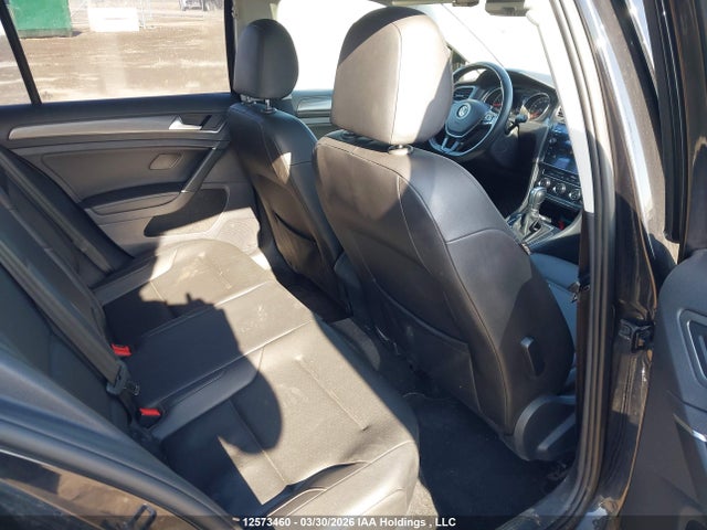 12573460 :رقم المزاد ، 3VWG17AU9JM284875 vin ، 2018 Volkswagen Golf مزاد بيع
