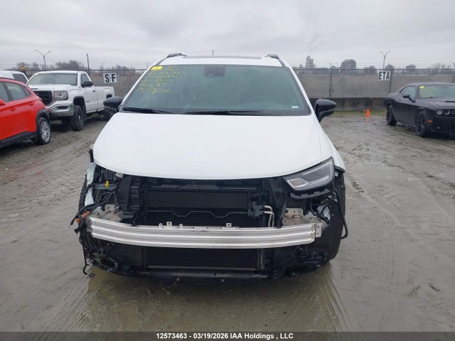 2C4RC1GG3SR582000 Chrysler Pacifica Limited