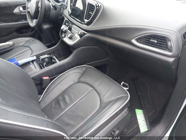 2C4RC1GG3SR582000 Chrysler Pacifica Limited