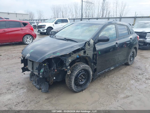 12573488 :رقم المزاد ، 2T1ME4EE7BC006451 vin ، 2011 Toyota Matrix Xrs مزاد بيع