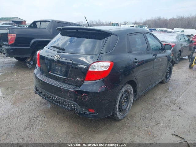 12573488 :رقم المزاد ، 2T1ME4EE7BC006451 vin ، 2011 Toyota Matrix Xrs مزاد بيع