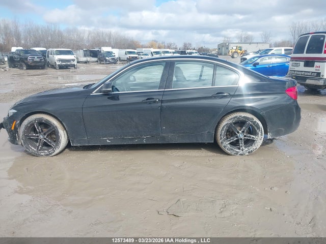 WBA8E5G3XHNU43446 BMW 320i Xdrive