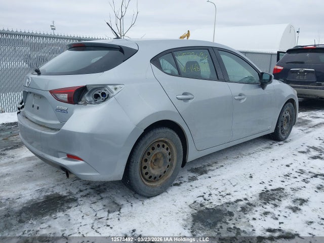 JM1BN1K78H1148395 Mazda MAZDA3