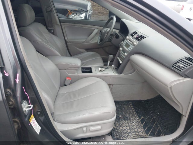 12573500 :رقم المزاد ، 4T1BB46K38U033609 vin ، 2008 Toyota Camry مزاد بيع
