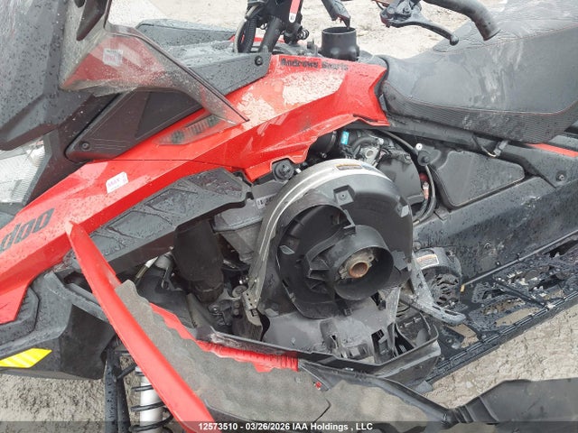 2BPSDRLB1LV000220 Skidoo Skidoo.