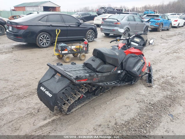 2BPSDRLB1LV000220 Skidoo Skidoo.