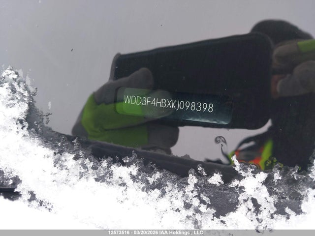 WDD3F4HBXKJ098398 Mercedes-Benz A 250 4matic