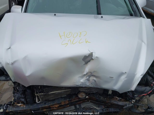 2011 Kia Rondo მანქანა იყიდება აუქციონზე, vin: KNAHH8C89B7340525, აუქციონის ნომერი: 12573519