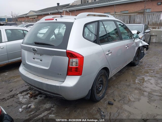 2011 Kia Rondo მანქანა იყიდება აუქციონზე, vin: KNAHH8C89B7340525, აუქციონის ნომერი: 12573519