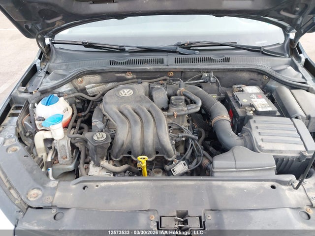 3VW1K7AJ1FM243995 Volkswagen JETTA S