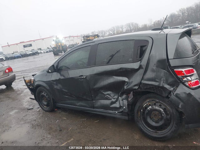 Продаж на аукціоні авто 2018 Chevrolet Sonic Premier, vin: 1G1JF6SBXJ4120685, номер лоту: 12573539