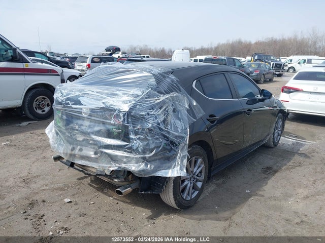 Mazda MAZDA3 2021 JM1BPAK73M1300765 Image 4