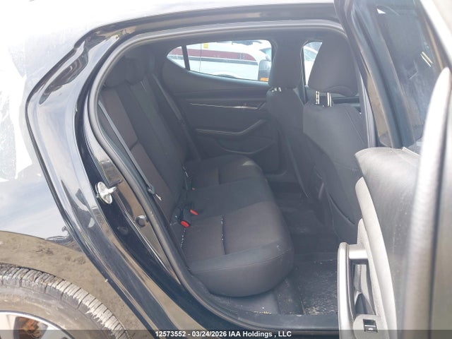Mazda MAZDA3 2021 JM1BPAK73M1300765 Image 8
