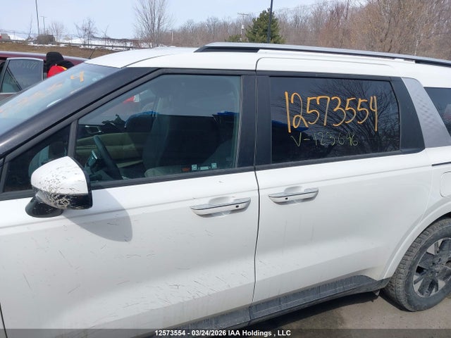 Продаж на аукціоні авто 2026 Kia Carnival Hev Lx+, vin: KNDNB5KA8T6123646, номер лоту: 12573554
