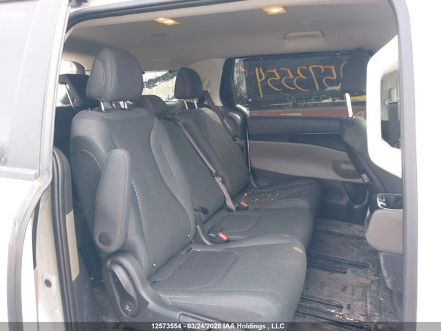 Продаж на аукціоні авто 2026 Kia Carnival Hev Lx+, vin: KNDNB5KA8T6123646, номер лоту: 12573554